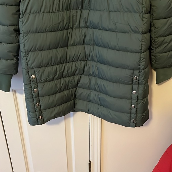 NWOT susan Graver long hooded puffer size M - Picture 7 of 7